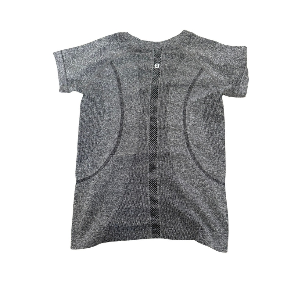 Lululemon Swiftly Tech Short Sleeve Seamless Running Top Gray Women's Size 2 - Picture 2 of 7